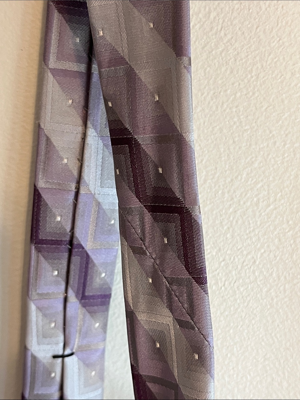 Van Heusen Lavender and Silver Geometric Silk Tie Chevron Geometric Pattern - Picture 7 of 10